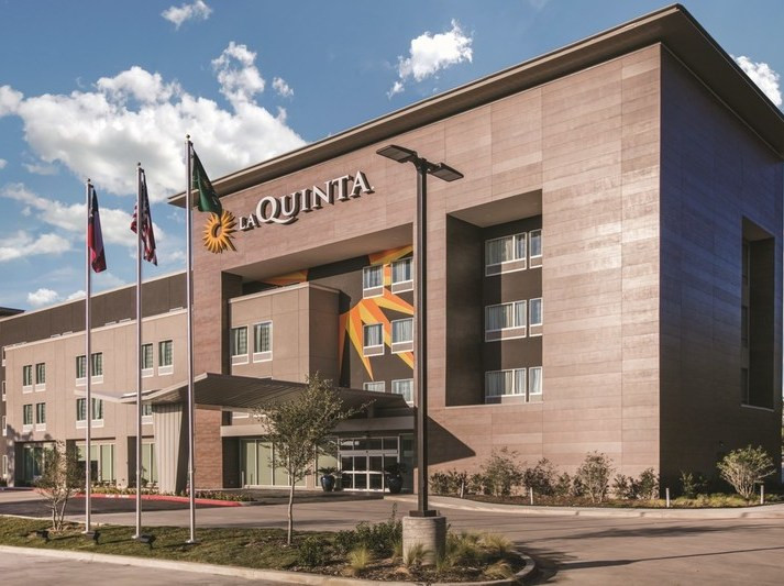 Американский отельный оператор покупает подразделение La Quinta за $1,95 млрд